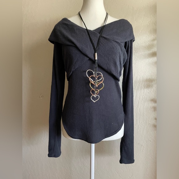 Free people off the shoulder top - Picture 11 of 13